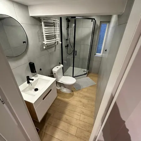 Filip W Kudowie-zdroju Apartment *